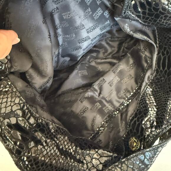 MICHAEL Michael Kors Snakeskin Patent Leather Shoulder Bag Black Gold Chain Glam - Picture 9 of 14